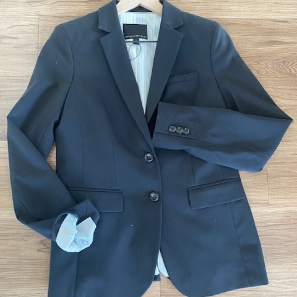 Classic Suit Blazer - Black (Women's)